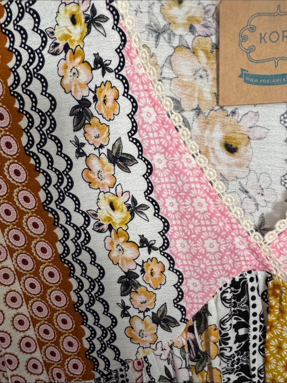 Fun Floral Mixed-Print V-Neck Boho style Dress - Pink, Yellow, Black, cream. New - Picture 4 of 6